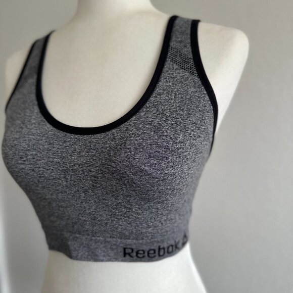 🖤 Reebok Gray Seamless Sports Bra - Size Medium🖤 - Picture 3 of 6